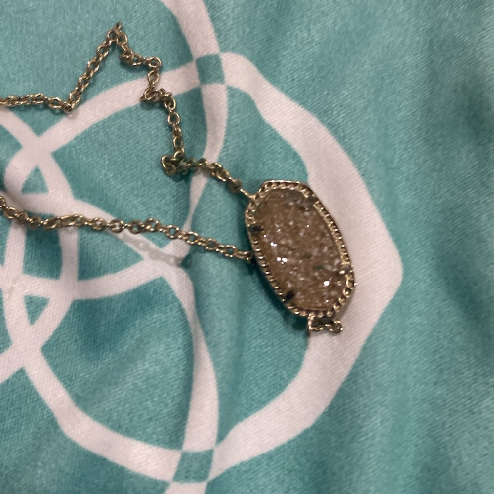Kendra Scott Gold Pendant Necklace - Picture 2 of 3